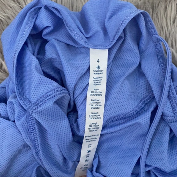 Lululemon top - Size 4 - Picture 3 of 3
